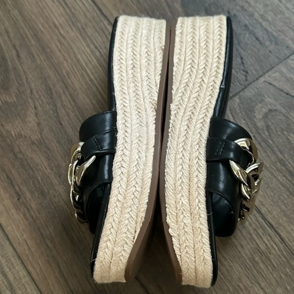Madden NYC Womens Chain Espadrille Shoes /‎ Sandals / Slip On Slides Black Sz 6